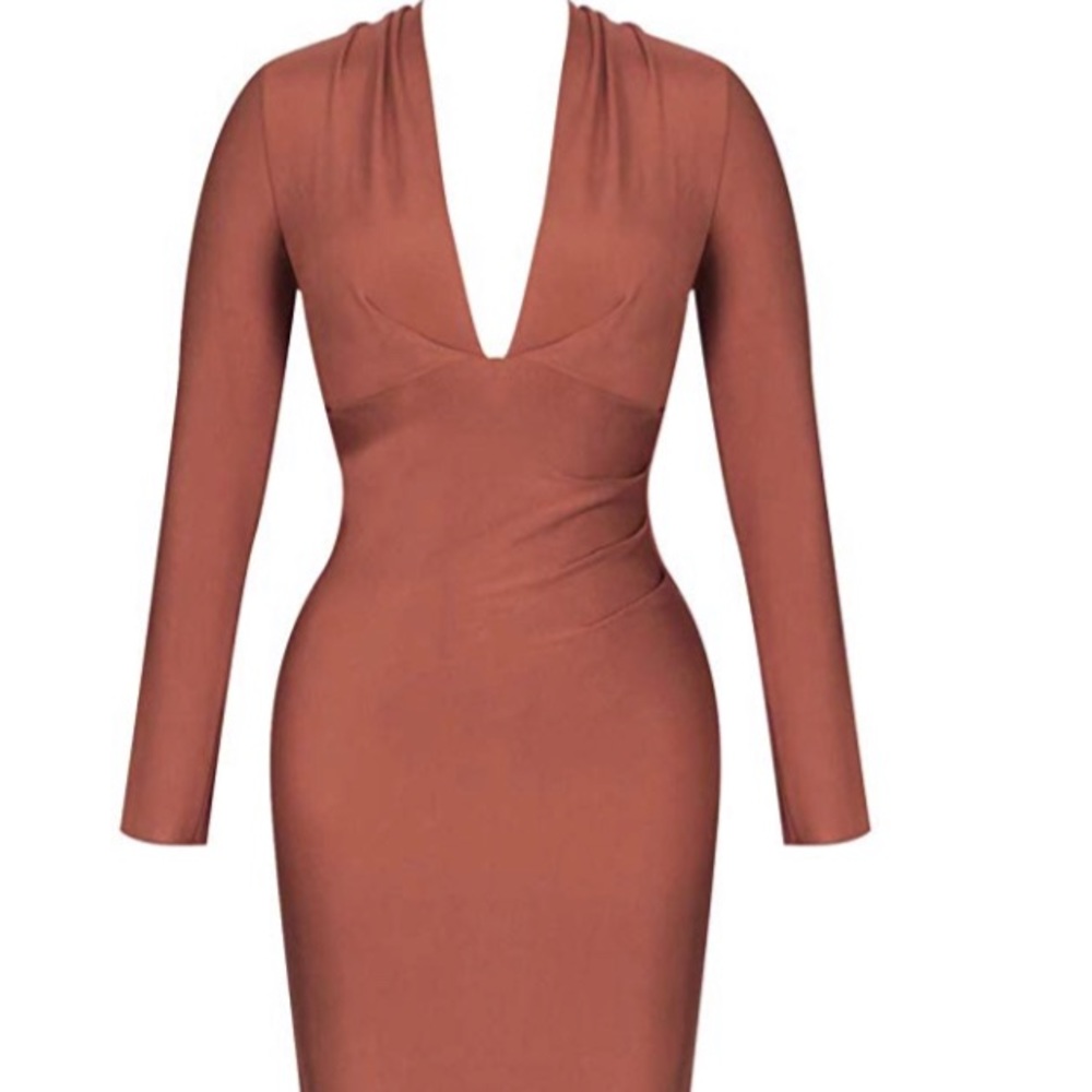 V Neck Draped Knee Length Bodycon Bandage Dress - Picture 7 of 8